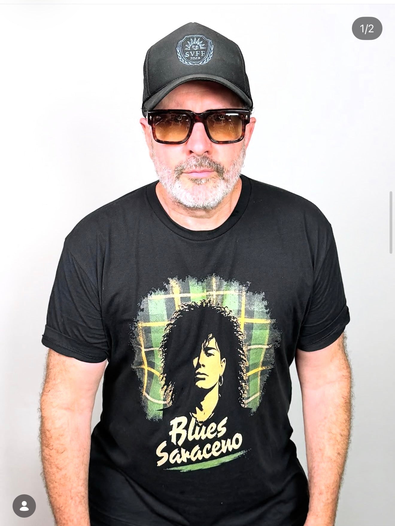 Guitar For The Practicing Shredder (NEON⚡️)T-Shirt – Masters of